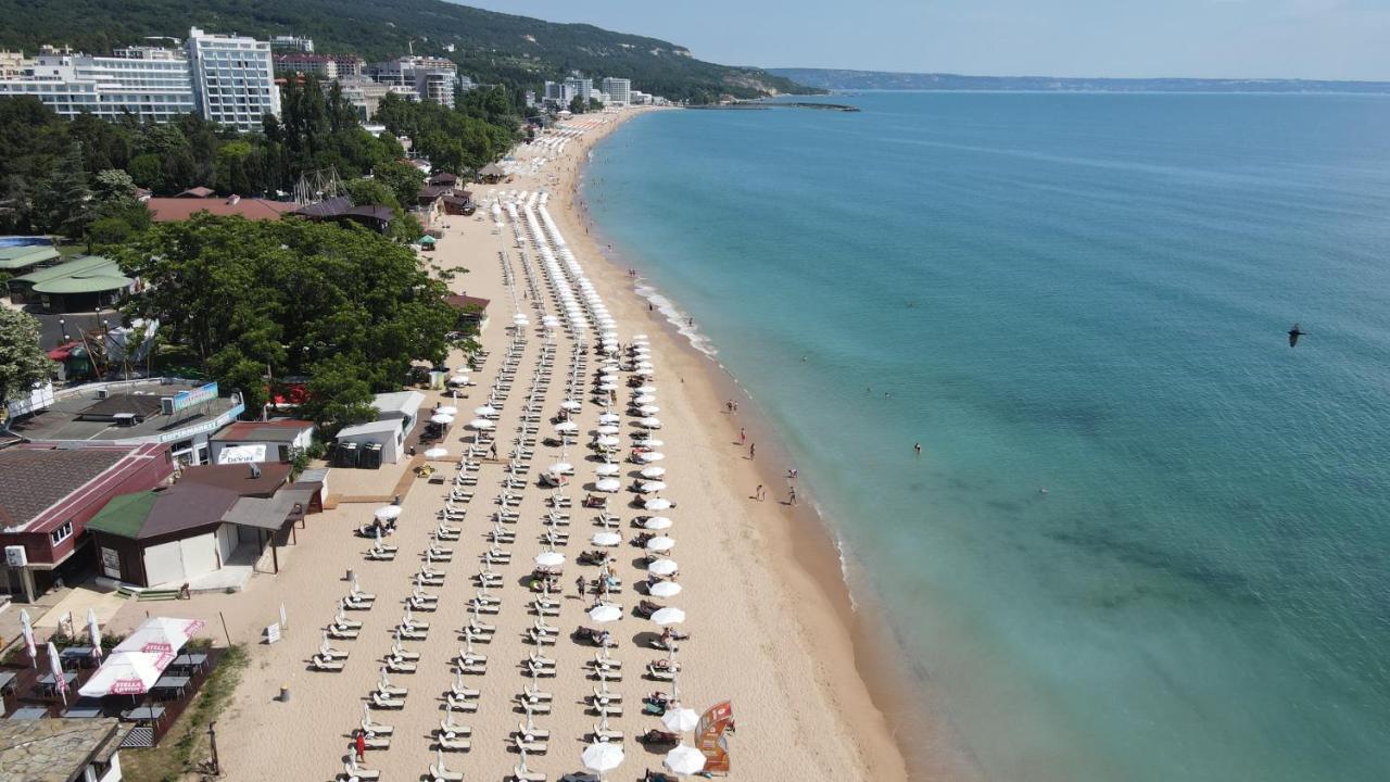 Fs Apartments - Wonderful Apartment A Step Away From The Sea Golden Sands Εξωτερικό φωτογραφία